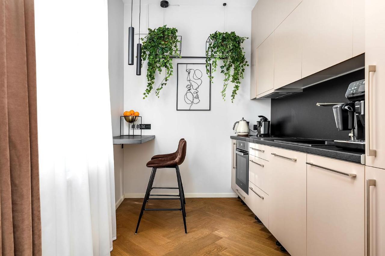 Old Town Apartment L Self Check In Vilnius Luaran gambar