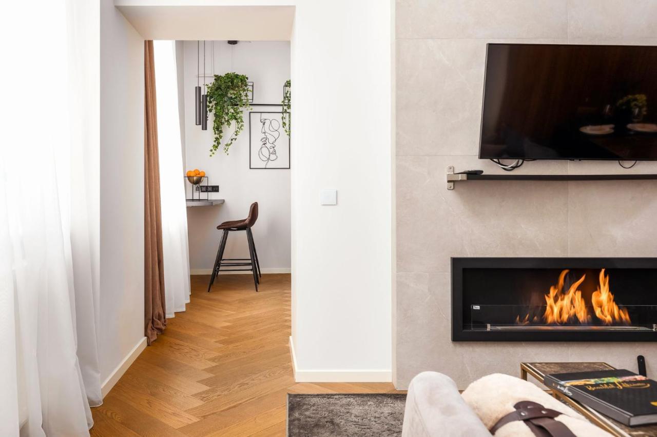 Old Town Apartment L Self Check In Vilnius Luaran gambar